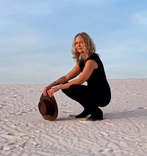 Load image into Gallery viewer, A grounding and energy protection workshop with Annette Frost-Jensen!