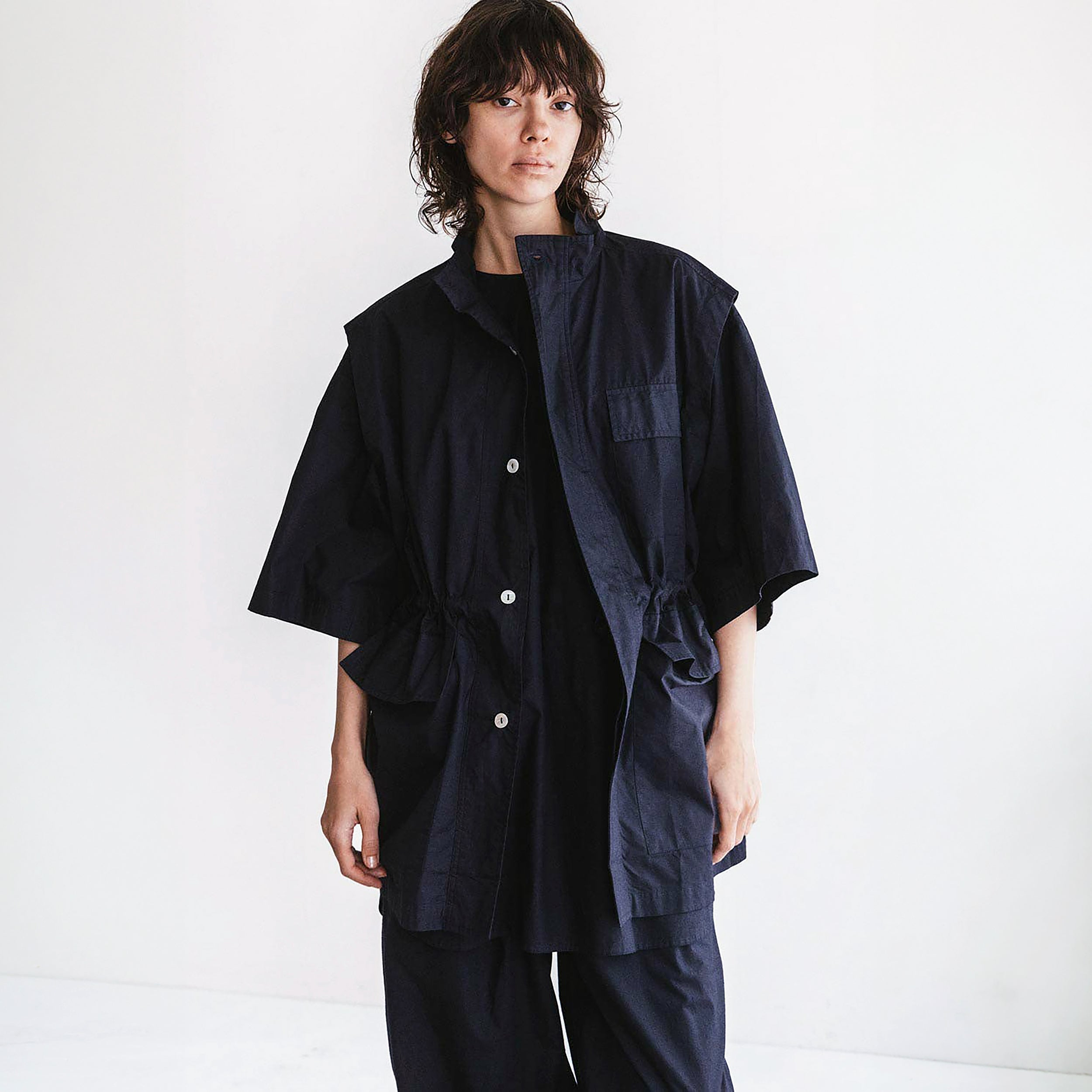 Bivek Vest in Midnight