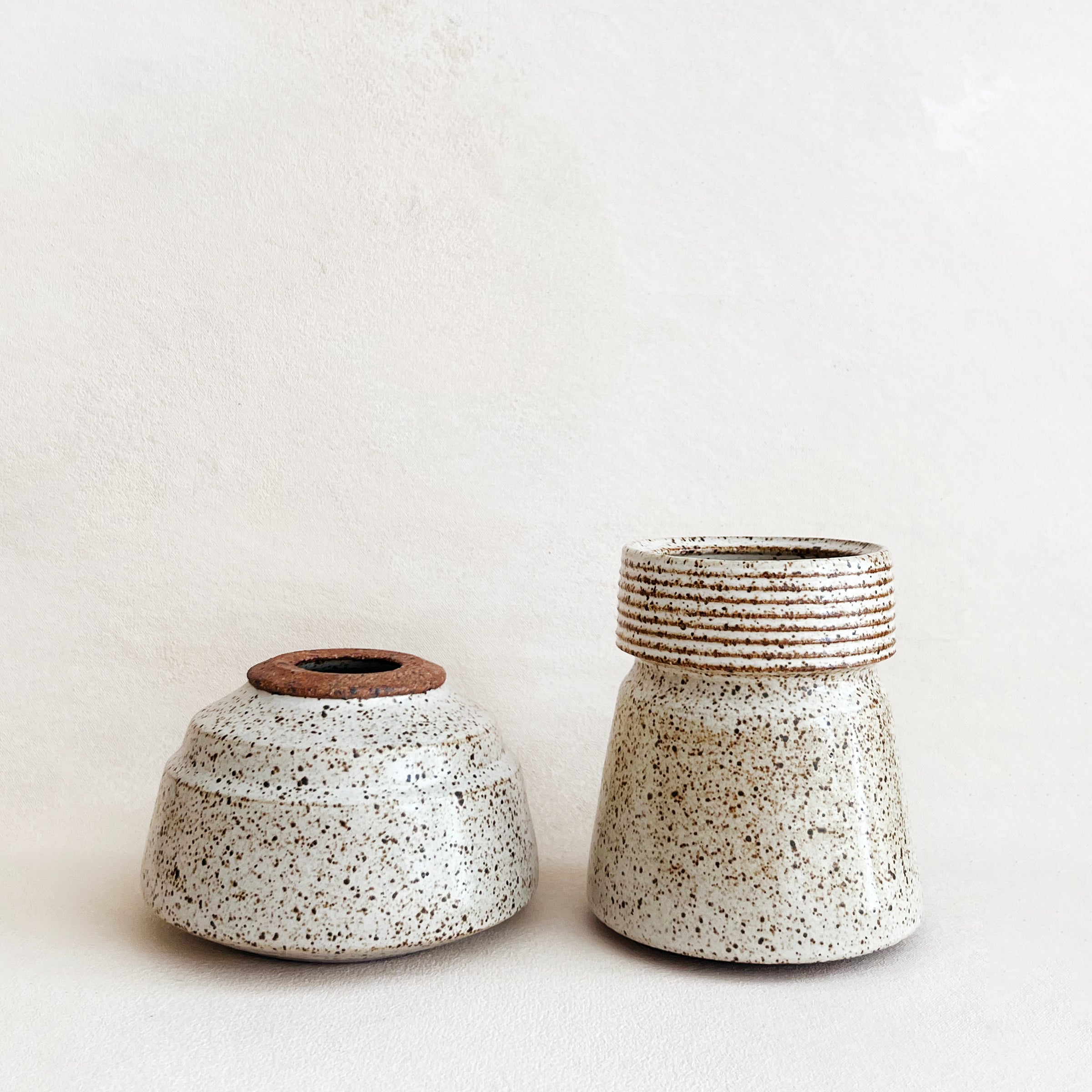 Vase in Speckle