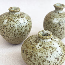 Load image into Gallery viewer, Small Bud Vase in Jade