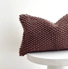 Load image into Gallery viewer, Nube Lumbar Pillow