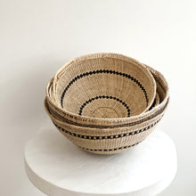 Load image into Gallery viewer, Xotehe basket with Perisi fungi