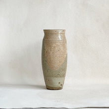 Load image into Gallery viewer, Ceramic Vase