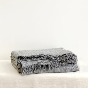 Enes Bed Cover