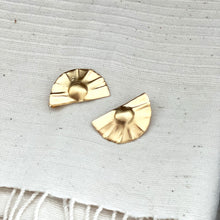 Load image into Gallery viewer, Sun Ray Earrings