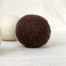 Load image into Gallery viewer, Wool Dryer Balls