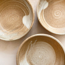 Load image into Gallery viewer, Pasta Bowls in Peach