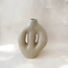 Load image into Gallery viewer, Ancient Orgánica Vase