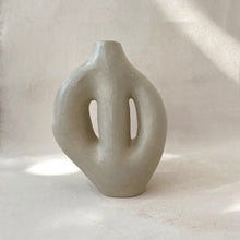 Load image into Gallery viewer, Ancient Orgánica Vase