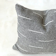 Load image into Gallery viewer, Flecha Grey Pillow