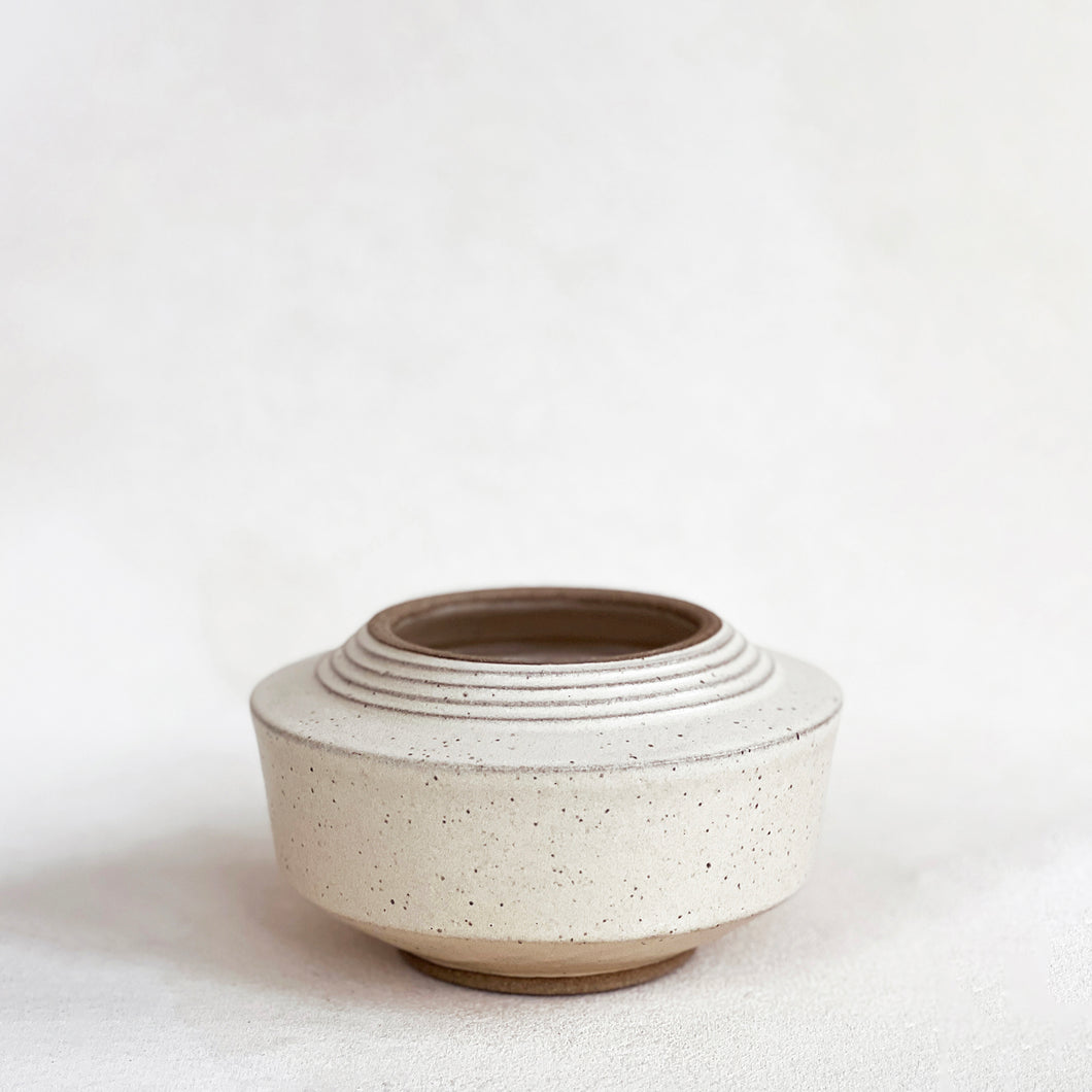 Ceramic Vase in Cream Speckle