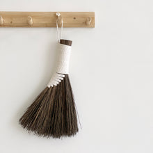 Load image into Gallery viewer, Wing Hand Broom