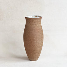 Load image into Gallery viewer, Soft Curved Sandy Vase