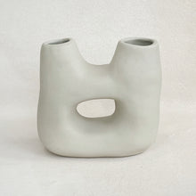 Load image into Gallery viewer, Dual No. 3 Vase