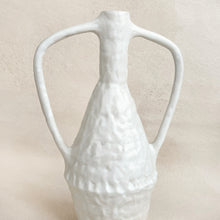 Load image into Gallery viewer, Pinched Vase in White