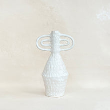 Load image into Gallery viewer, Pinched Vase in White