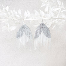 Load image into Gallery viewer, Bleeding Heart Earrings